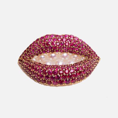 Salvador Dalí Lips Brooch.