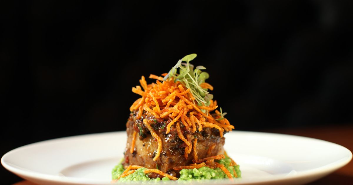 Floyd Cardoz to Serve Short Ribs and Sea Bream at White