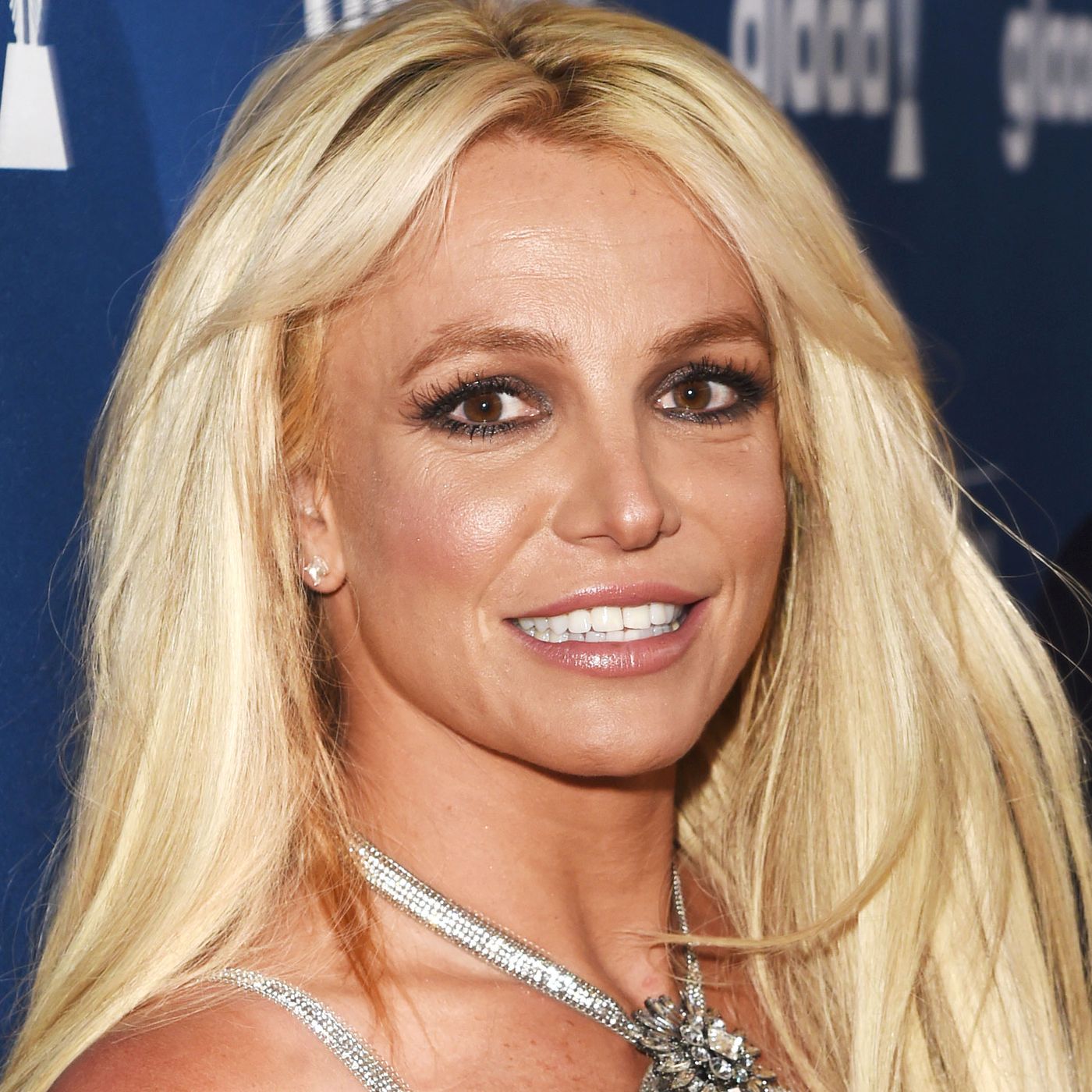 Britney Spears YusifShirley