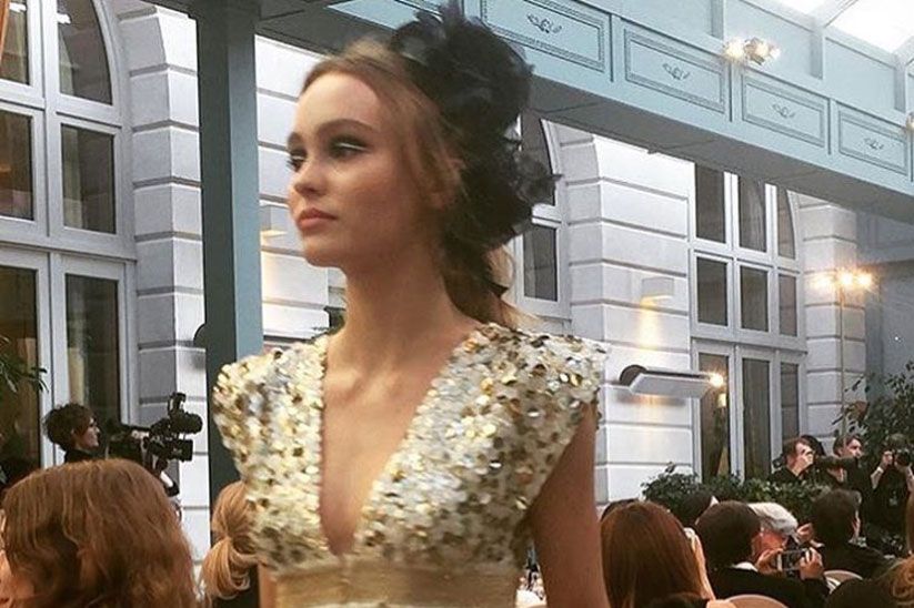 Cara Delevingne & Lily Rose-Depp Are Chanel Runway Models