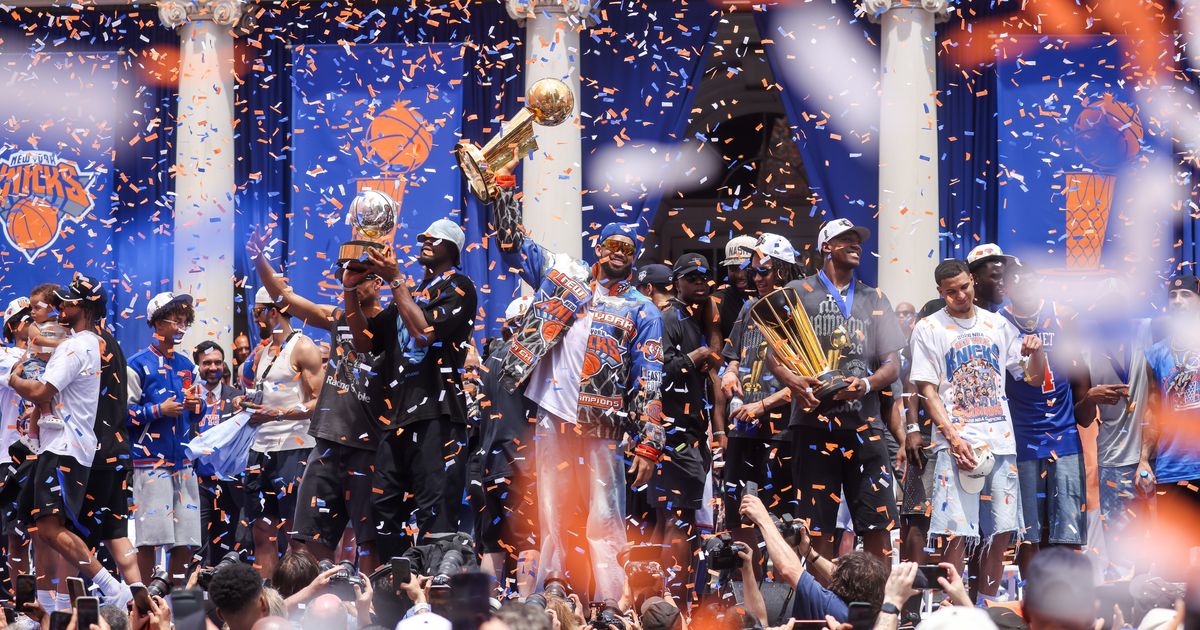 Knicks Championship Celebration Draws Crowds in New York City