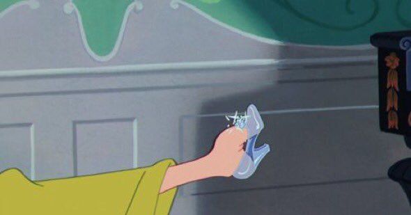 best shoe stretch spray