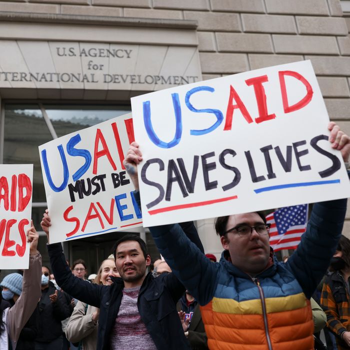 People demonstrate in support of workers at the U.S. Agency for International Development in Washington, on Monday, Feb. 3, 2025. (Tierney L. Cross/The New York Times)