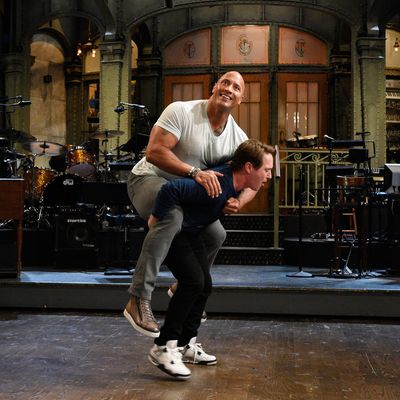 SNL Season 42 Finale Recap Dwayne Johnson for President