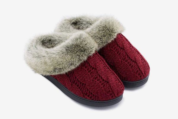 Best Cozy, Comfortable, and Cute House Slippers 2019