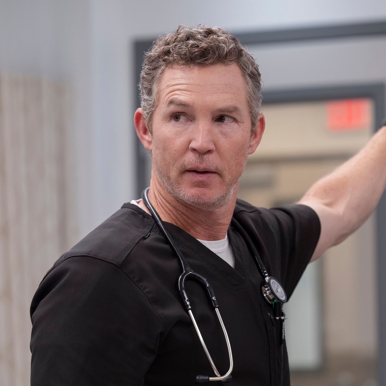 Shawn Hatosy Down to Play Abbot on 'The Pitt: Night Shift', image size:1280x1280