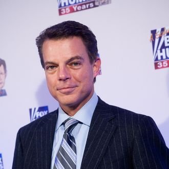 WASHINGTON - JANUARY 08: FOX News host Shepard Smith poses on the red carpet upon arrival at a salute to FOX News Channel's Brit Hume on January 8, 2009 in Washington, DC. Hume was honored for his 35 years in journalism. (Photo by Brendan Hoffman/Getty Images) *** Local Caption *** Shepard Smith