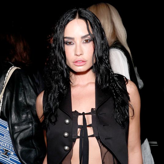 Ann Demeulemeester: Front Row - Paris Fashion Week - Womenswear Spring/Summer 2026