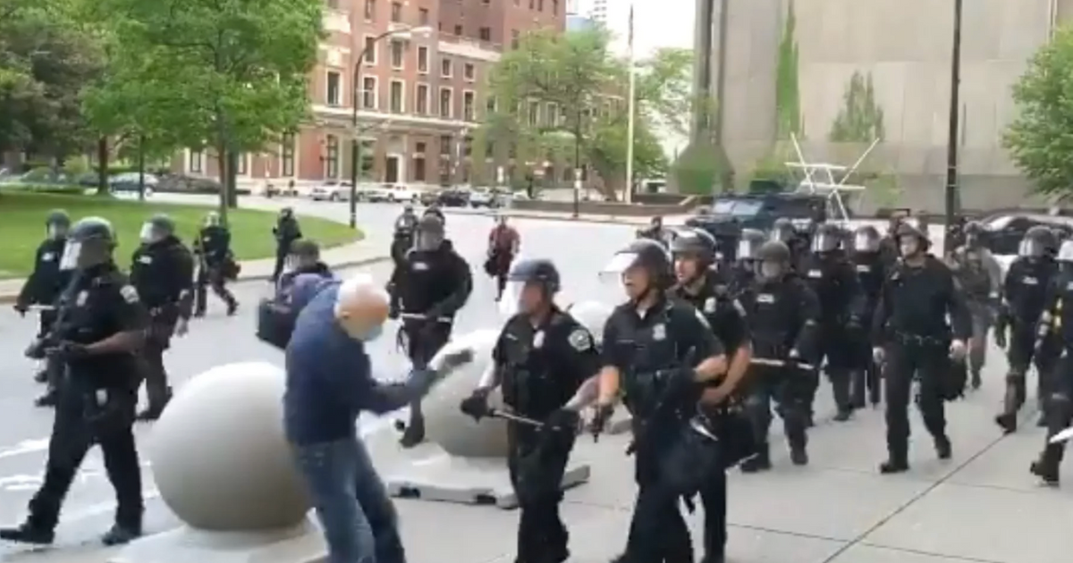 Charges Dropped for Buffalo Cops Who Shoved 75-Year-Old