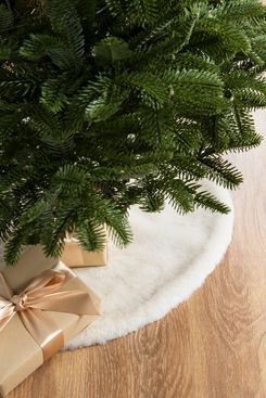 Balsam Hill Lodge Faux Fur Tree Skirt