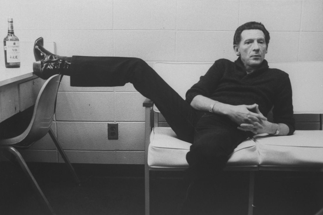 Jerry Lee Lewis backstage in 1982.