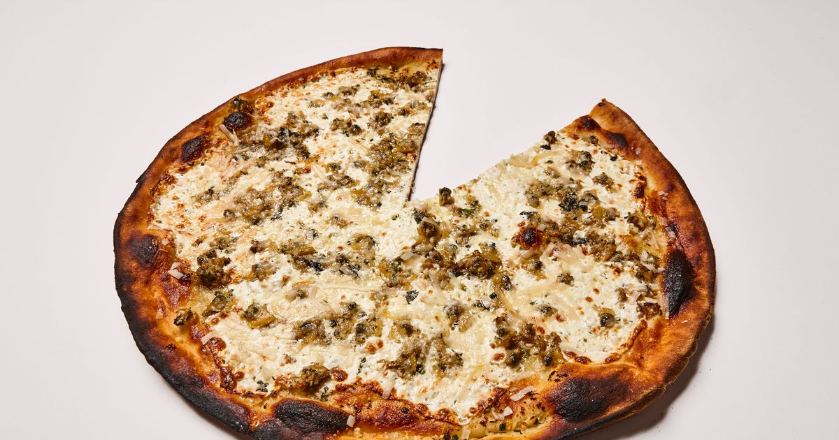 The Absolute Best Clam Pizza in NYC