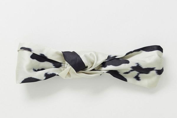 ASOS DESIGN Headband With Knot Front In Cow Print
