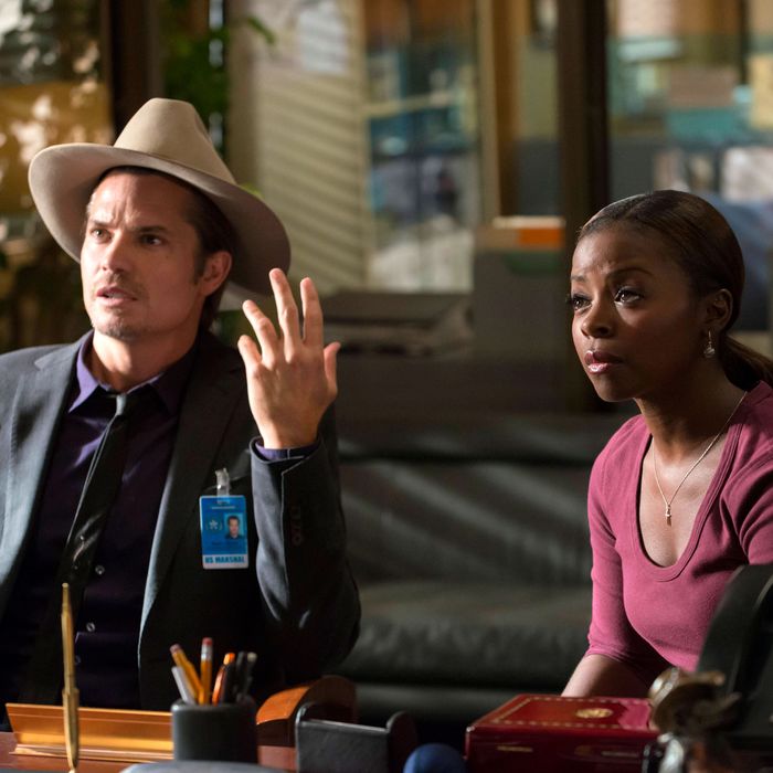 JUSTIFIED -- Truth and Consequences -- Episode 3 (Airs Tuesday, January 22, 10:00 pm e/p) -- Pictured: (L-R) Timothy Olyphant as Deputy U.S. Marshal Raylen Givens, Erica Tazel as Deputy U.S. Marshal Rachel Brooks 