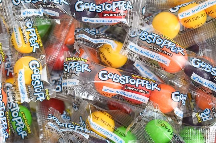 Nutritionists rank Halloween candy from better to worst