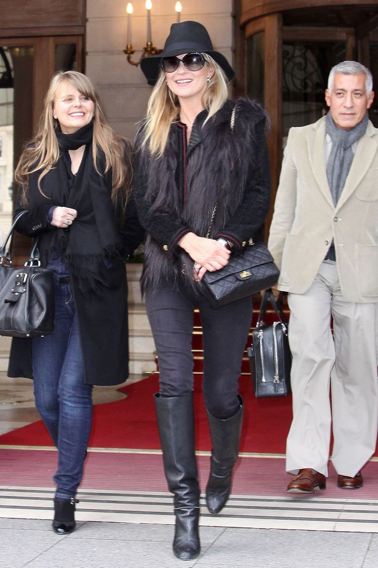 PARIS, FRANCE - FEBRUARY 03: Kate Moss sighted in Paris on February 3, 2011 in Paris, France.  (Photo by Marc Piasecki/FilmMagic)