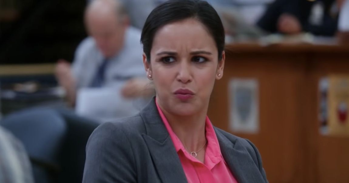 布魯克林九點九？梅麗莎·富梅羅 (Melissa Fumero) 不喜歡加拿大的樣子B99翻拍