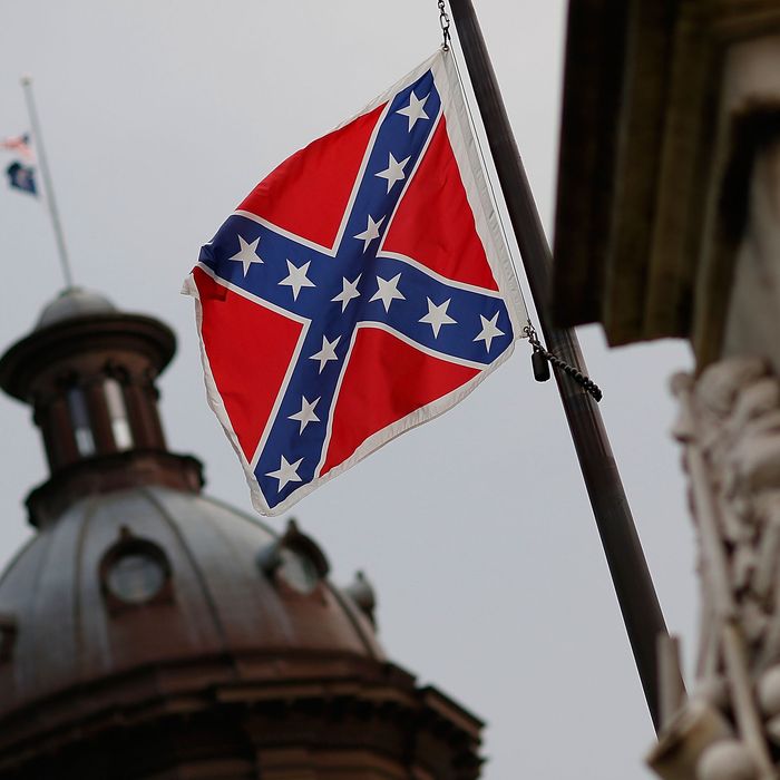 Calls For Removal Of Confederate Flag Outside SC Statehouse Grow In Wake Of Race-Fueled Charleston Church Shooting