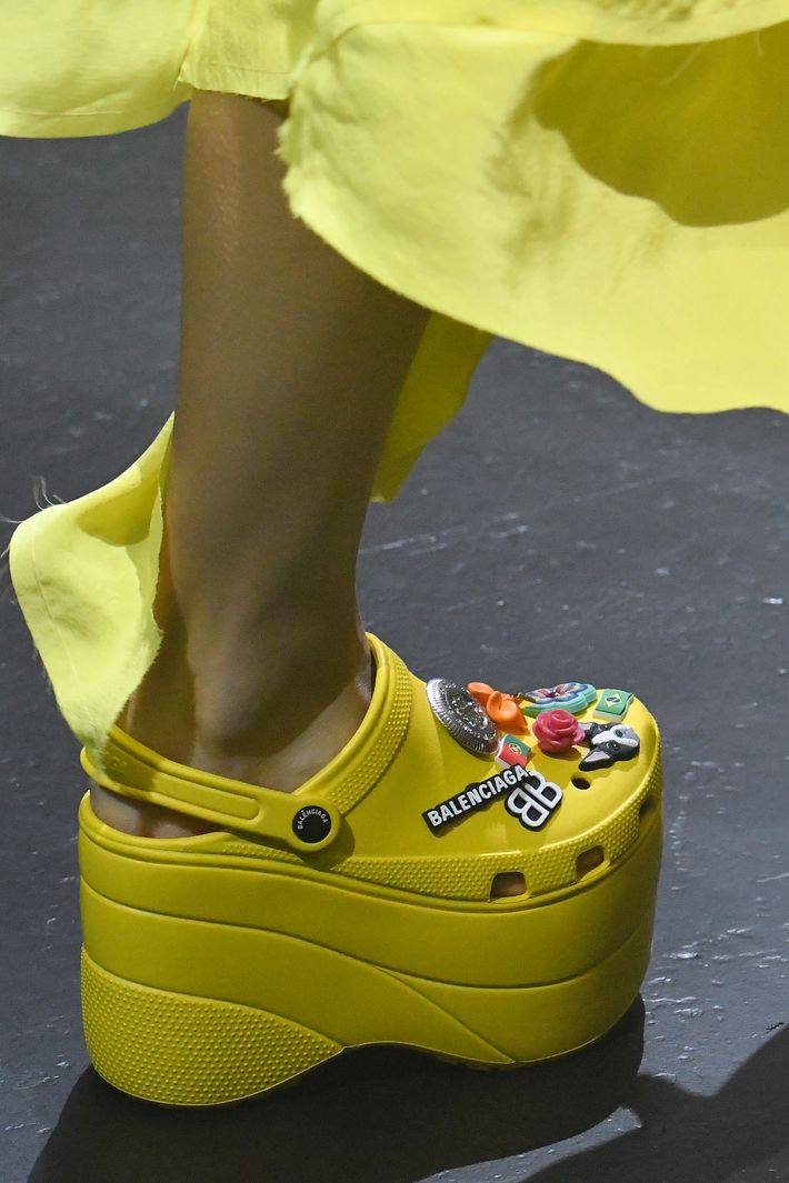 balenciaga x crocs