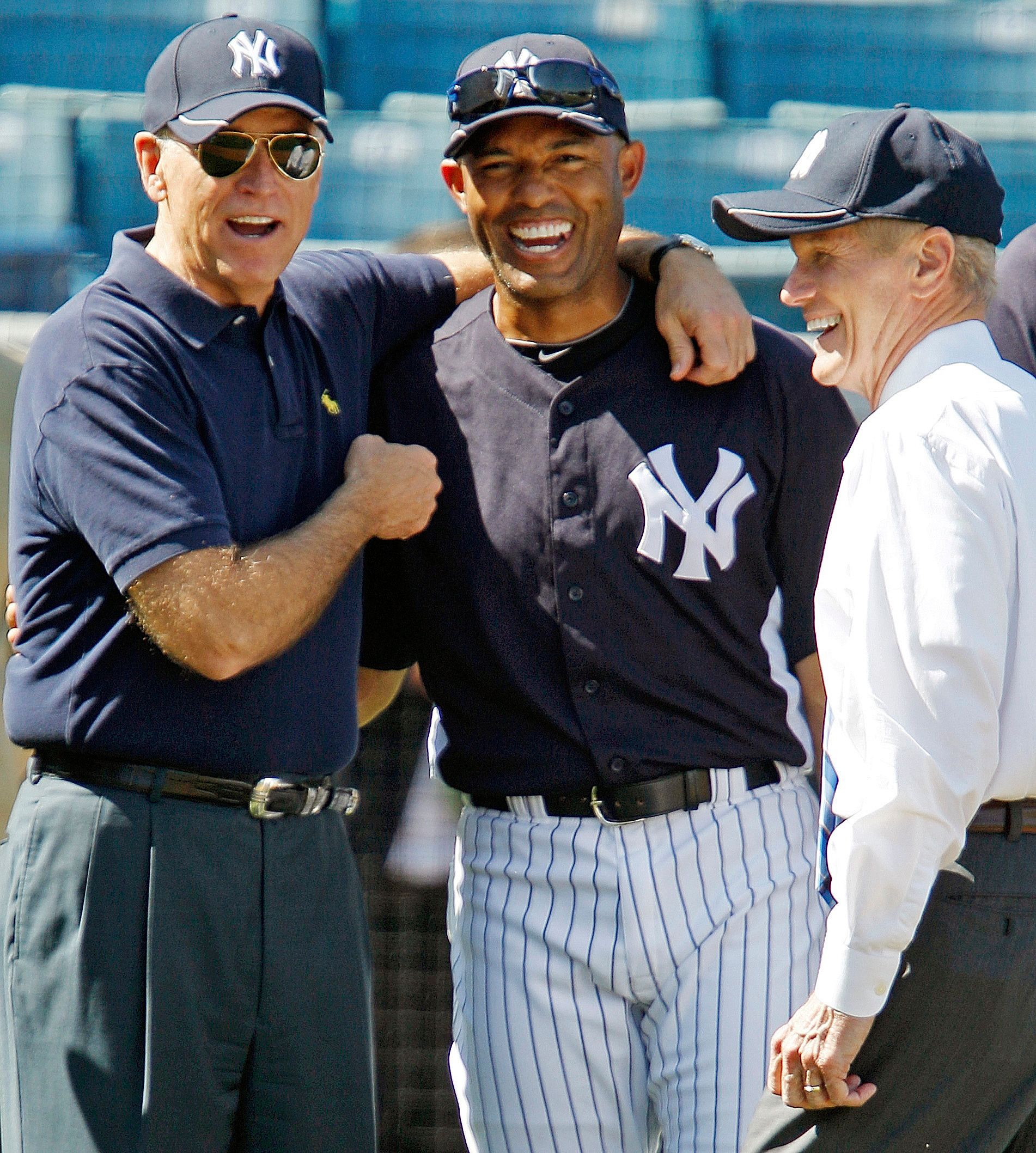 Yankees rumors: Joe Girardi will attempt to talk Mariano Rivera out of  retirement 