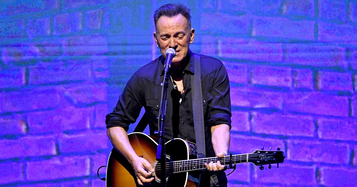 One Two Three Four Bruce Springsteen And The E Street Band GIF