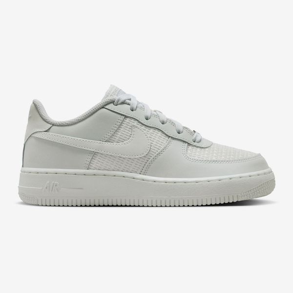 Nike Kids' Air Force 1 LV8 Basketball Sneaker