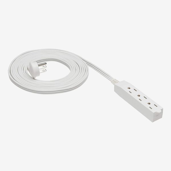 Amazon Basics Flat Plug Grounded Indoor Extension Cord with 3 Outlets, White, 15 Foot