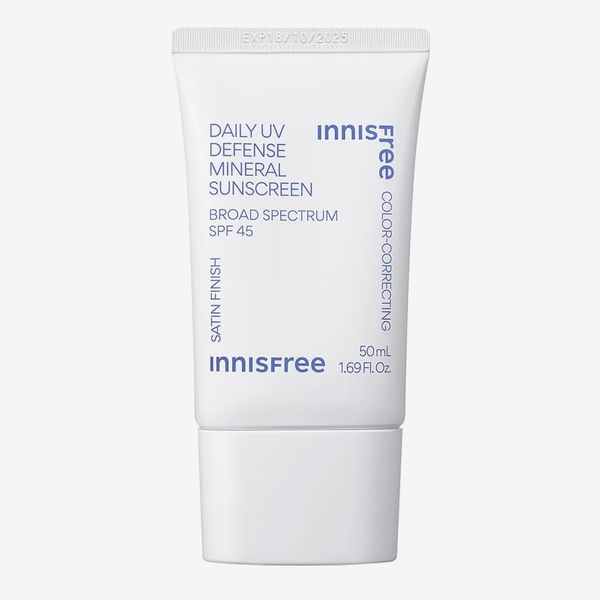 Innisfree Daily UV Defense Mineral Sunscreen Broad Spectrum SPF 45