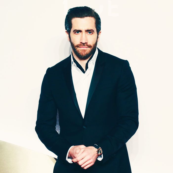 Jake Gyllenhaal’s House Is Not Filled with Photos of Himself