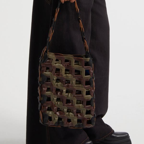 SC103 Medium Links Leather Tote