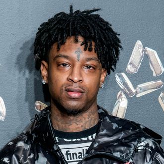 Fresh off becoming an official U.S. resident, 21 Savage made his