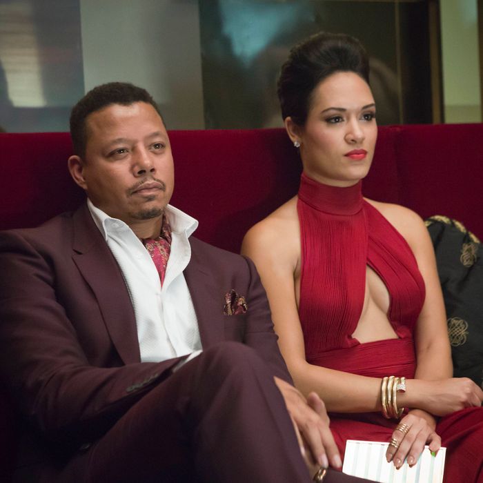 EMPIRE: Lucious (Terrence Howard, L) and Anika (Grace Gealey, R) watch Hakeem and Jamal perform in the