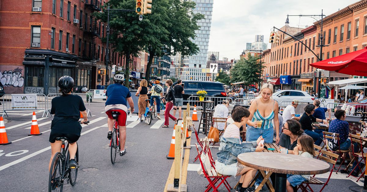 NYC Will Dig Up a Booming Restaurant Row This Summer