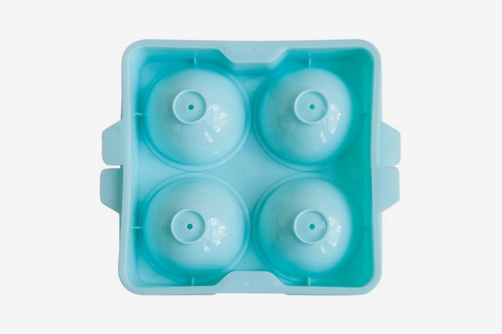 Best Ice Molds, Trays, and Water Filters for Making Ice