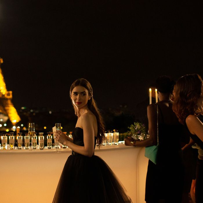 Emily in Paris Season 1 Episode 2 Recap: 'Masculin Feminin'