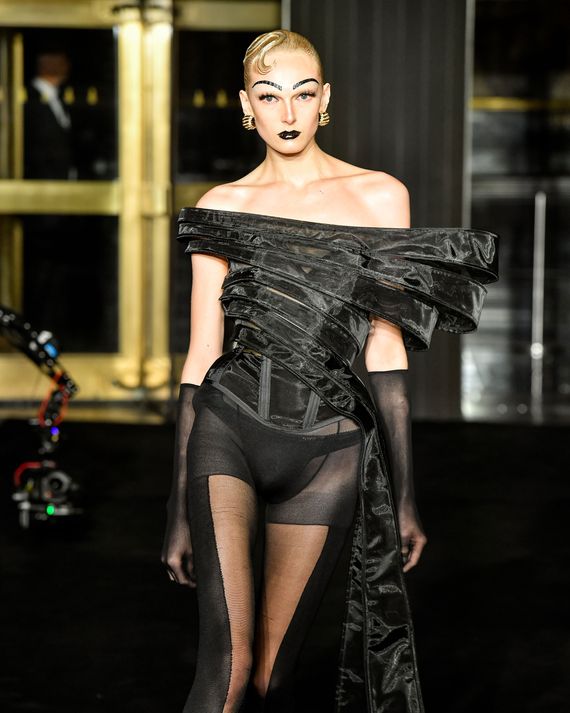 Luar New York Fashion Week RTW Spring 2025 - Runway