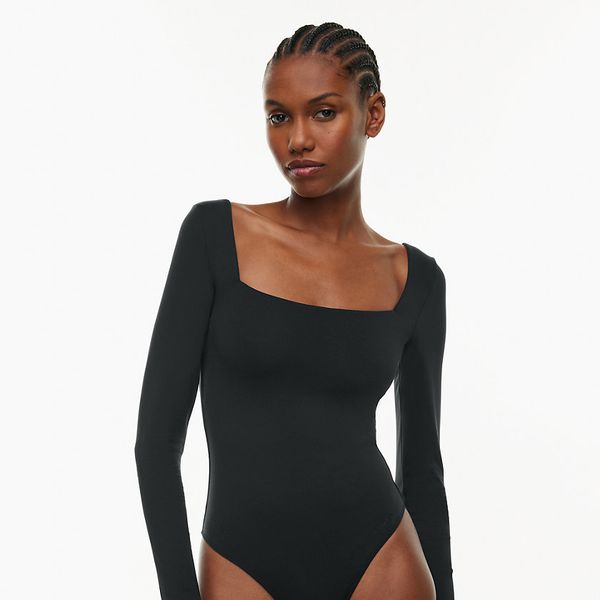 Aritzia Contour Squareneck Longsleeve Bodysuit