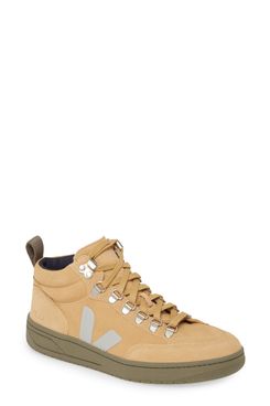 Veja Roraima High Top Sneaker
