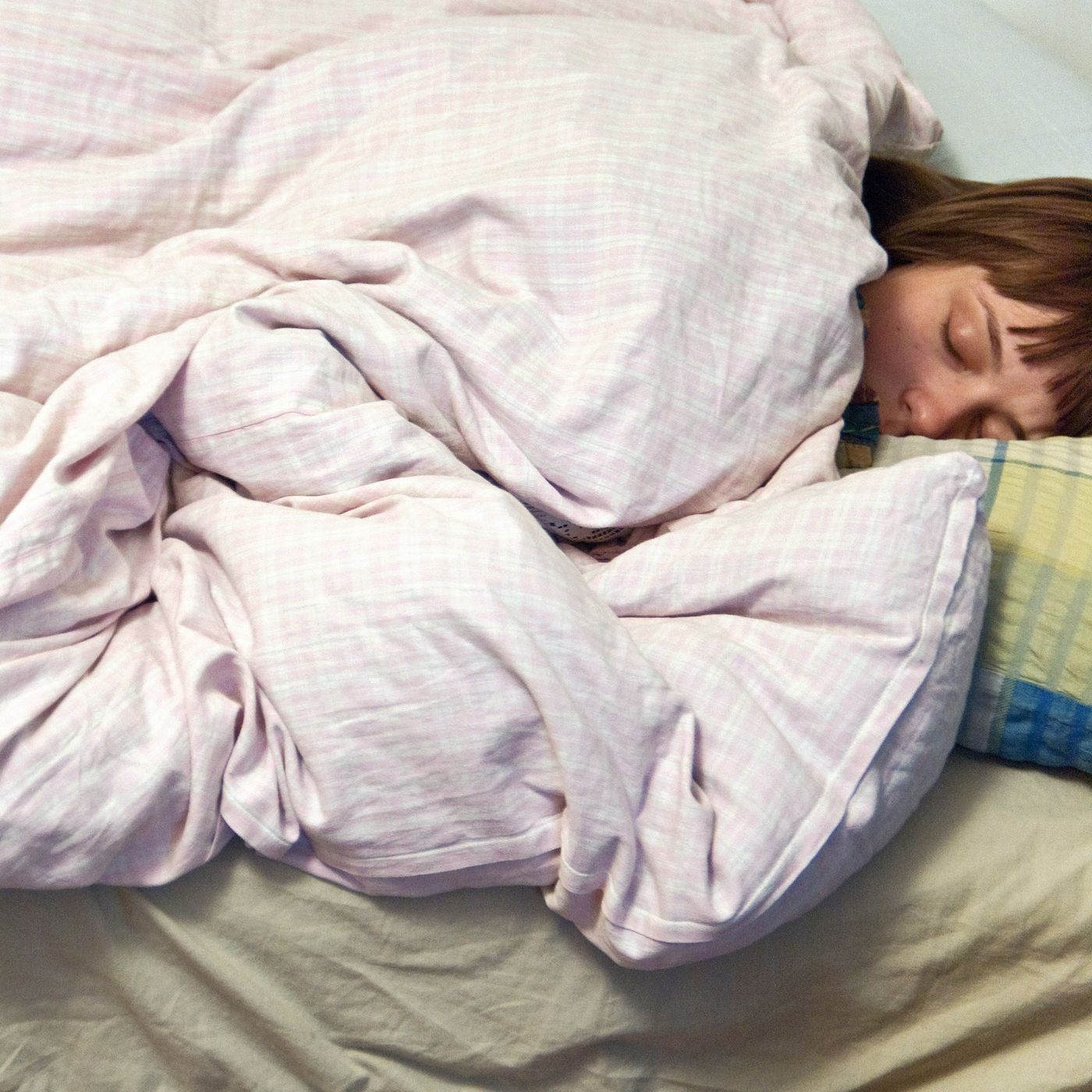 Do Women Need More Sleep Than Men?