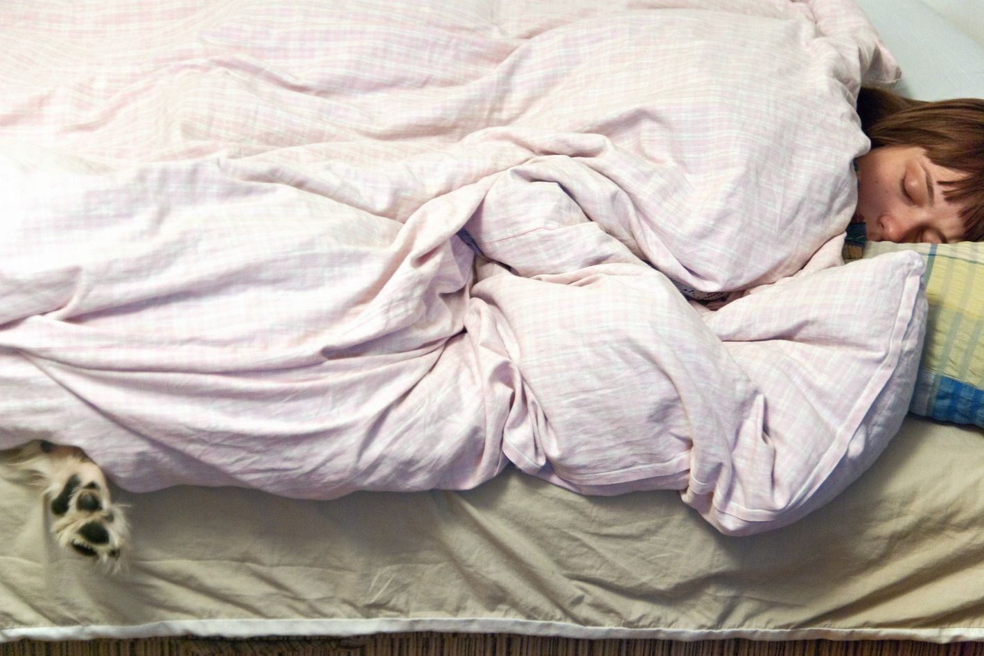 Do Women Really Need 10 Hours of Sleep?