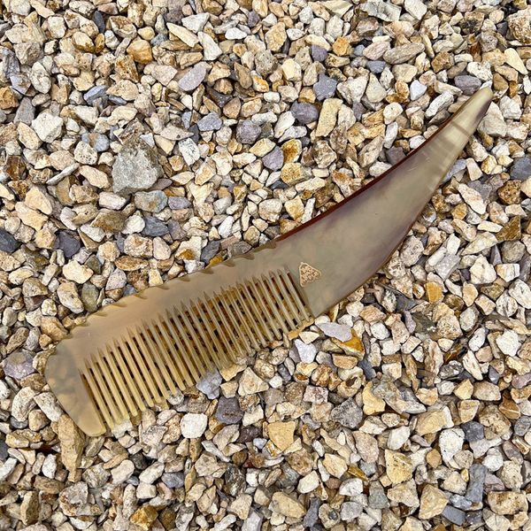 The Wax Apple Buffalo Horn Gua Sha Comb
