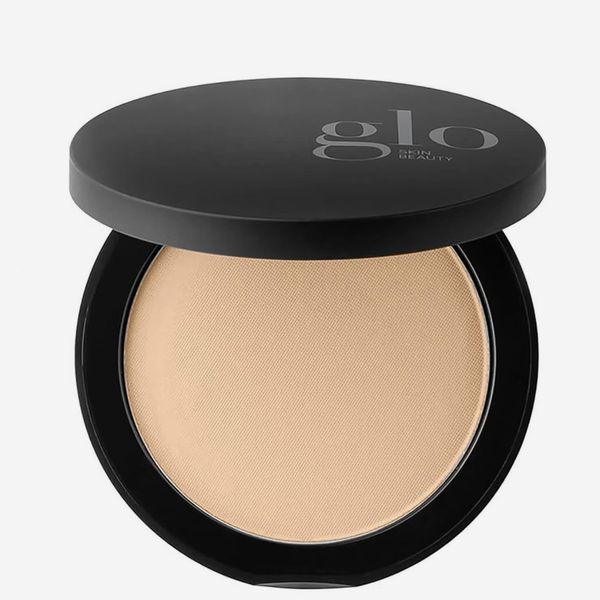 Glo Skin Beauty Pressed Base Powder Foundation