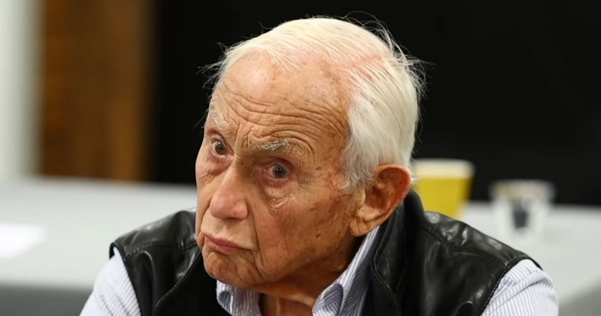 Les Wexner Drew Epstein a Pair of Boobs ‘to Be Funny’
