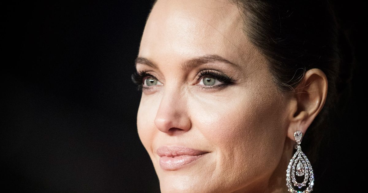 Angelina Jolie and J.Lo Have Different Thoughts on Aging