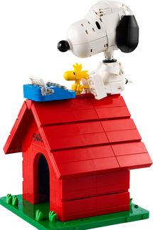 LEGO Ideas 21368 — Peanuts: Snoopy’s Doghouse
