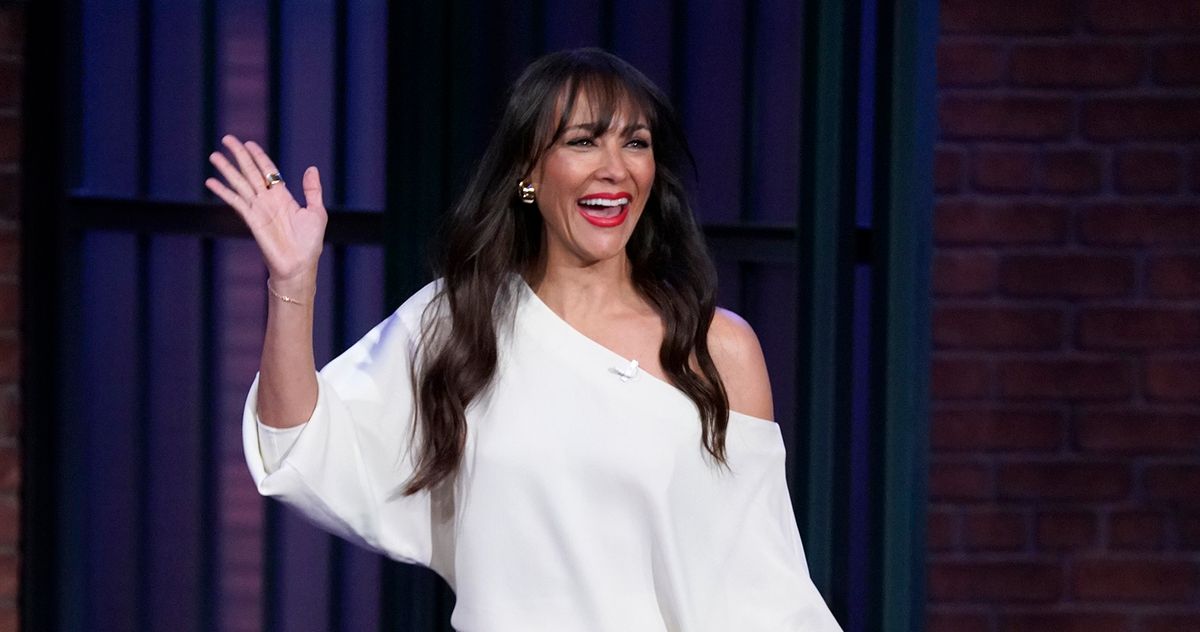 Why Hasn’t Rashida Jones Ever Hosted Saturday Night Live?