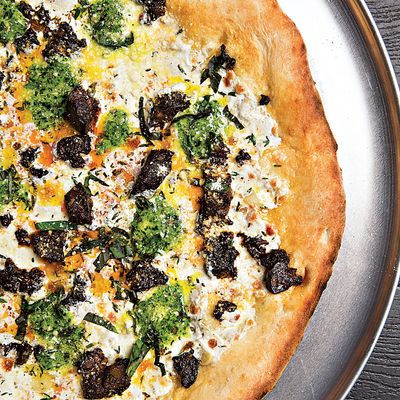 GG’s morcilla-and-mozzarella pizza.