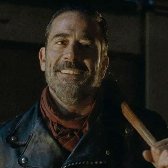 The Walking Dead Season 7 Premiere Let S Discuss Who Negan Killed