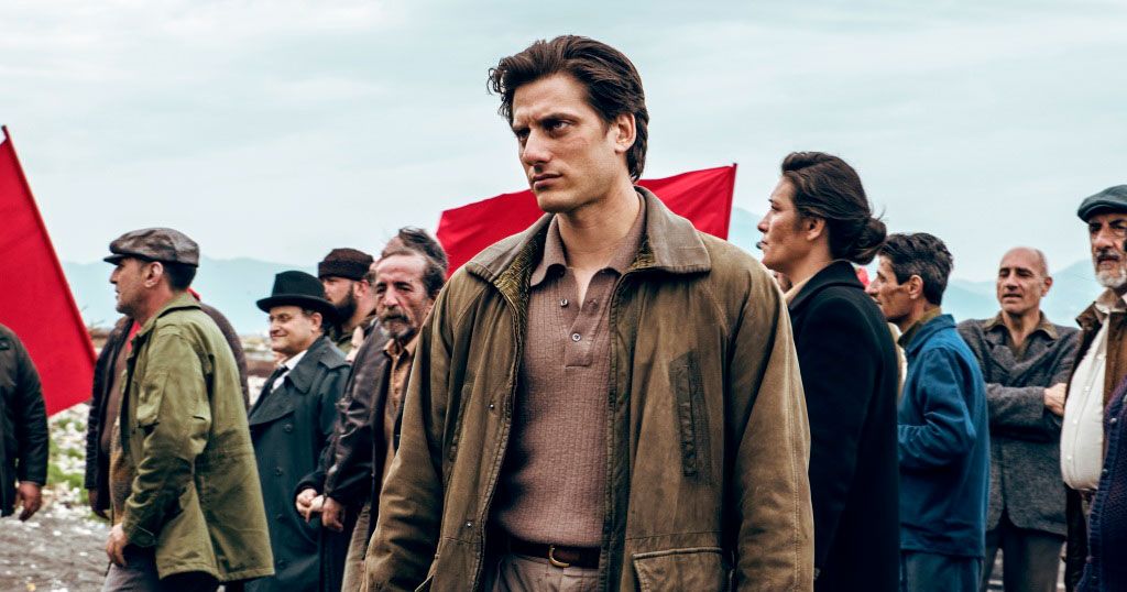 Movie Review: 'Martin Eden,' starring Luca Marinelli