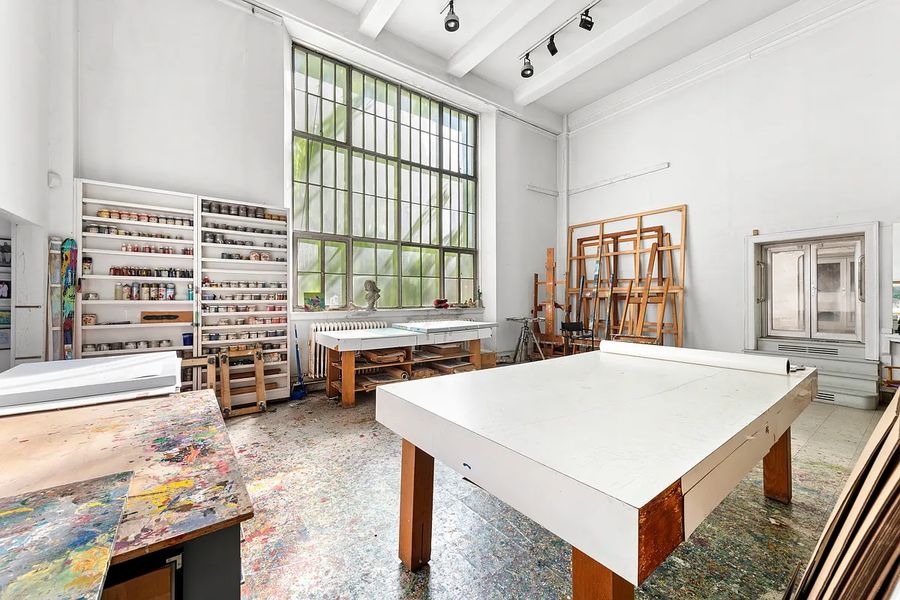 The <em>Playboy</em> Illustrator’s Spread at the Hotel des Artistes